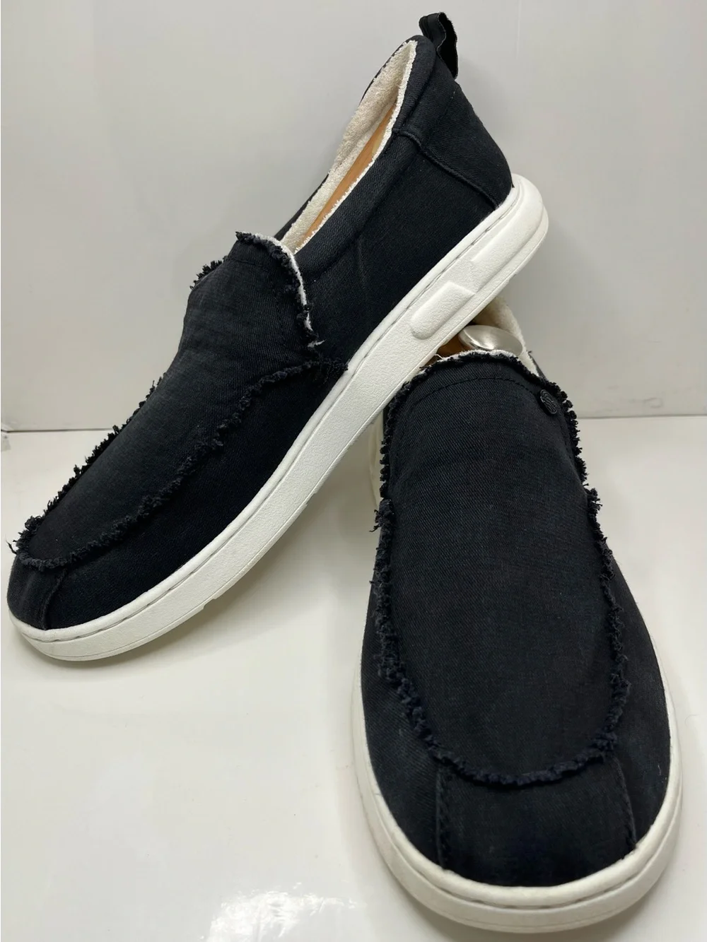 Vionic Beach Seaview Men's Sneakers Loafers Slip Ons Size US 11.5 Black Textile